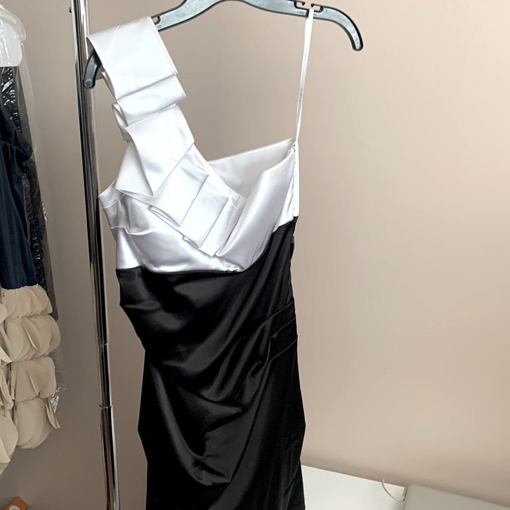 One shoulder silk/satin evening, date night, special occasion dress. Size 11-12